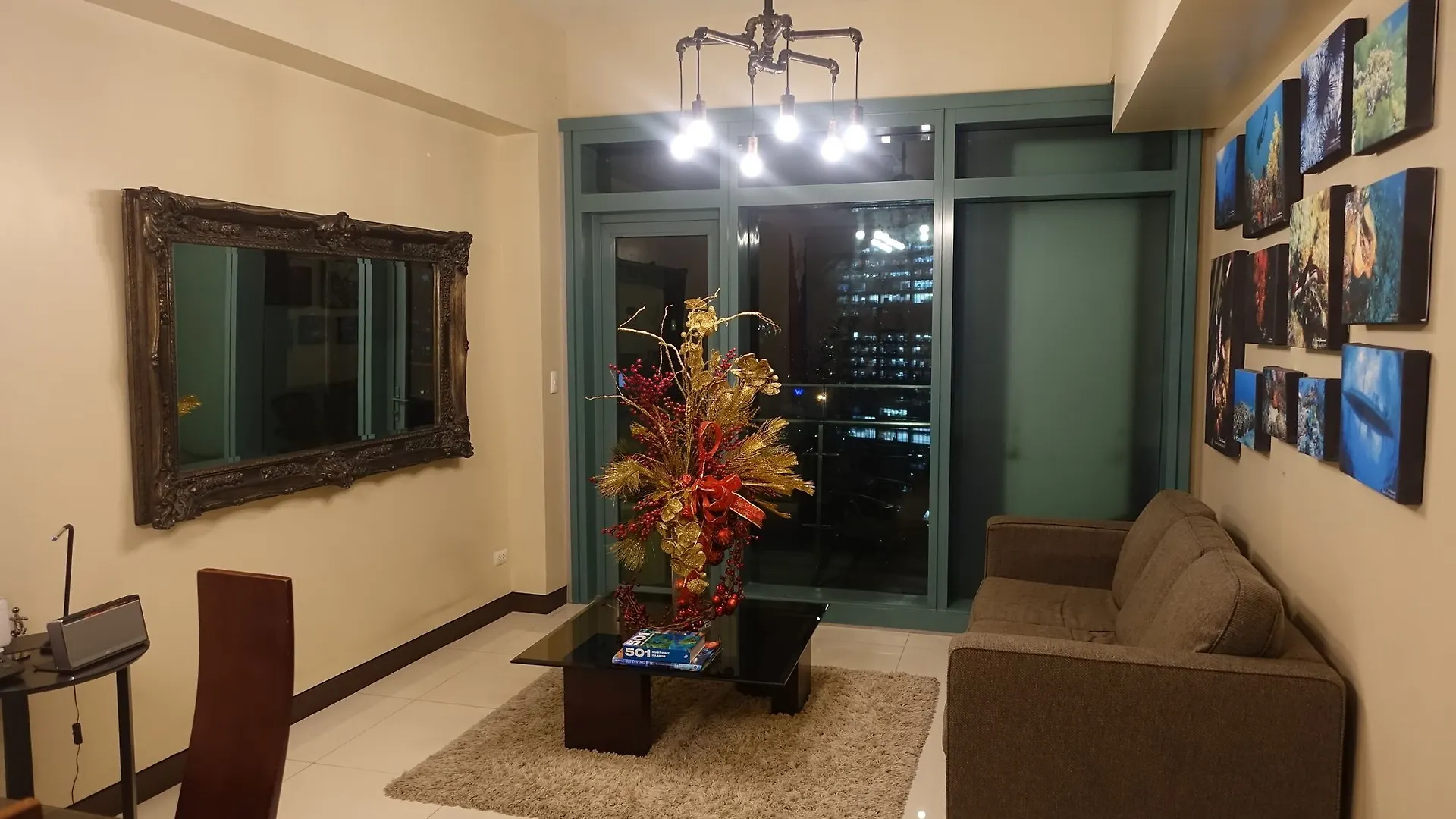 8 Forbes Town Road Suite Taguig 2*,  Philippines