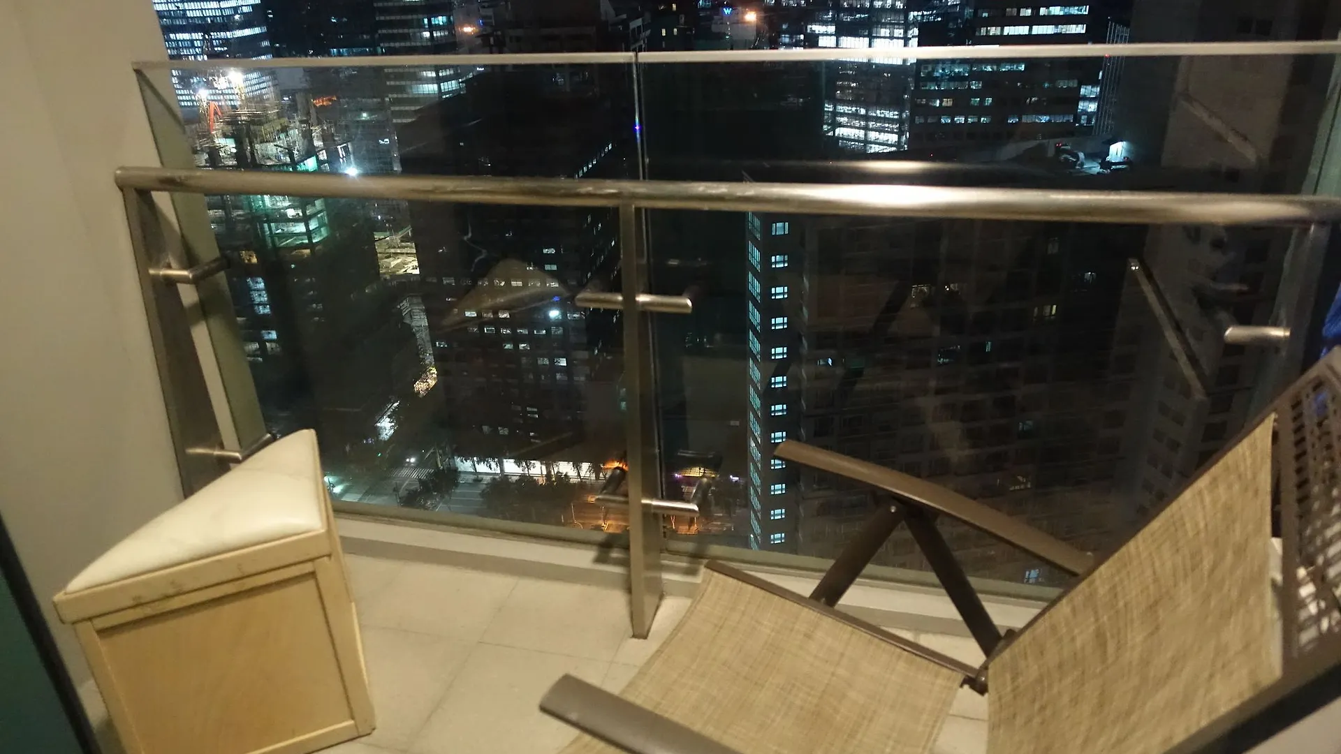8 Forbes Town Road Suite Taguig