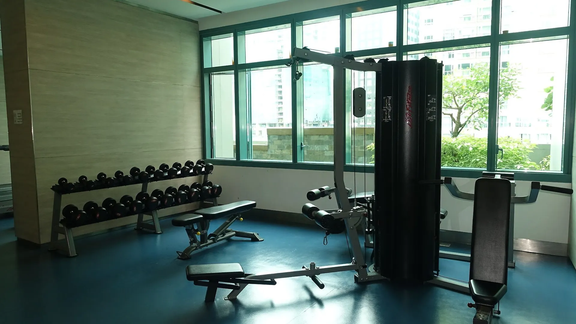 8 Forbes Town Road Suite Taguig